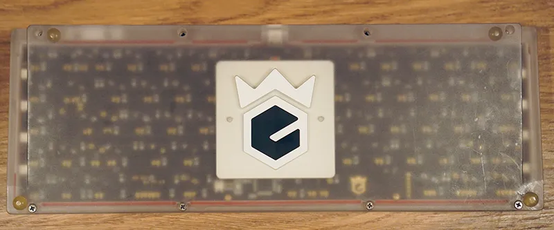 exclusive e.65 keyboard back